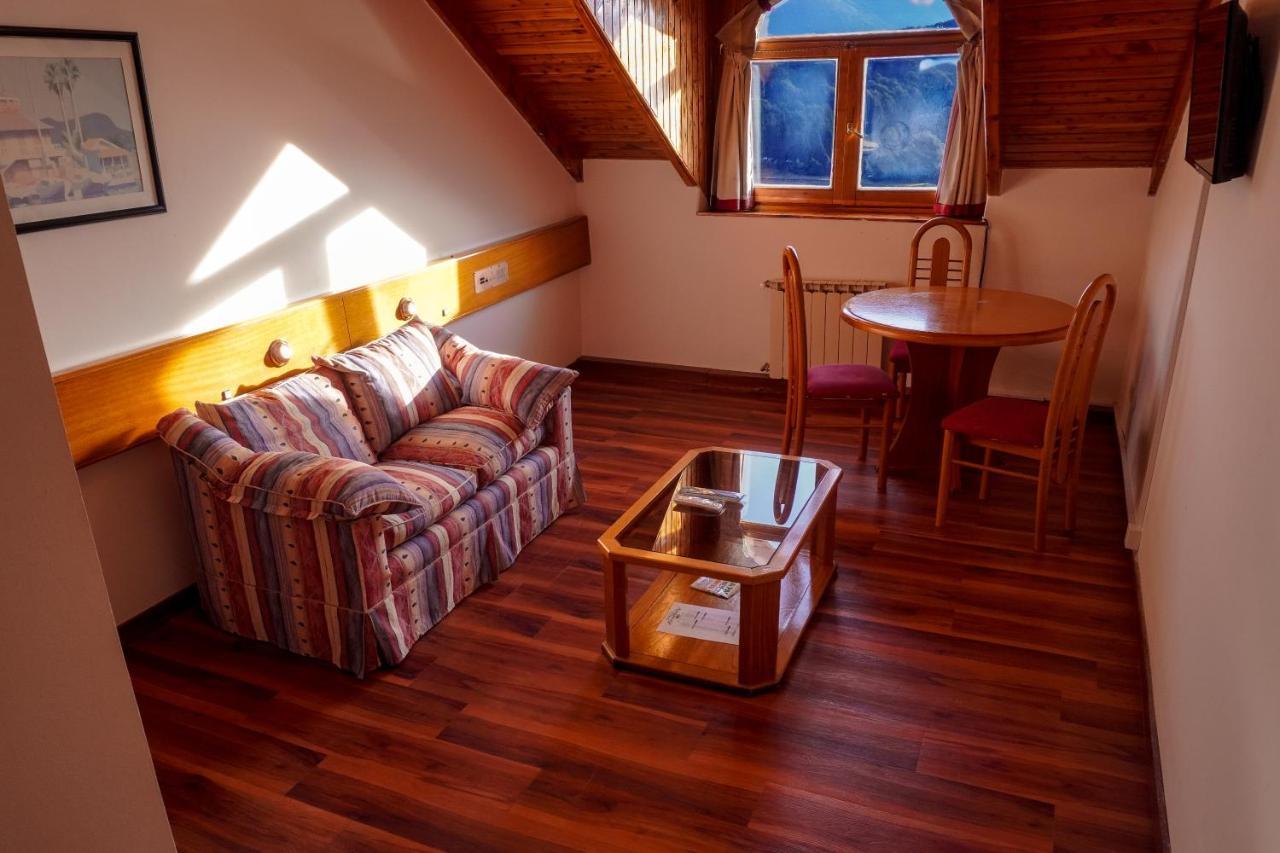 Amancay Acomodação com café da manhã San Carlos de Bariloche Exterior foto