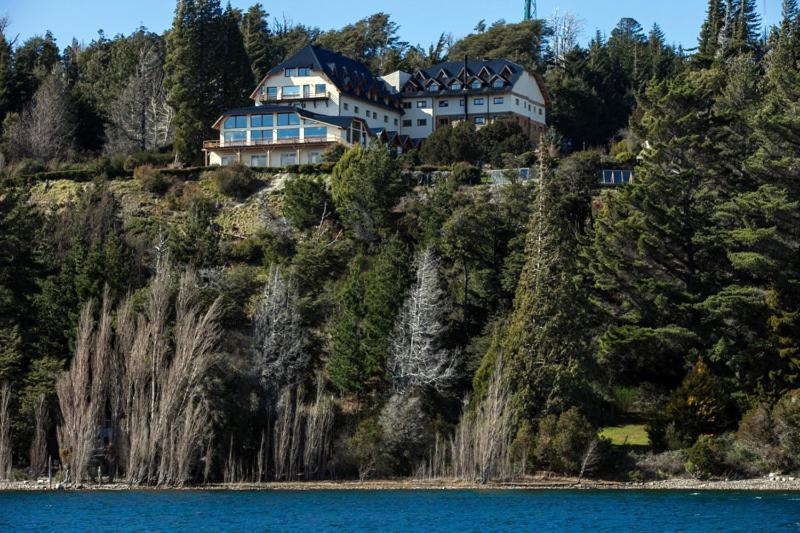 Amancay Acomodação com café da manhã San Carlos de Bariloche Exterior foto
